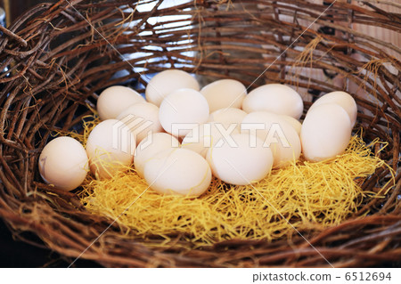 Boiled egg in a basket 6512694