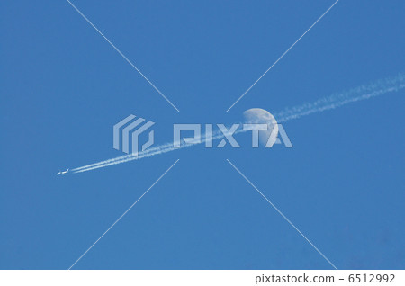 Midnight moon and plane Midnight moon and plane 6512992