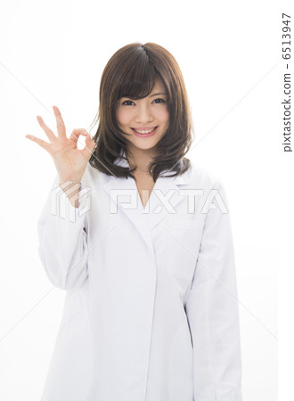 好的標誌護士 6513947