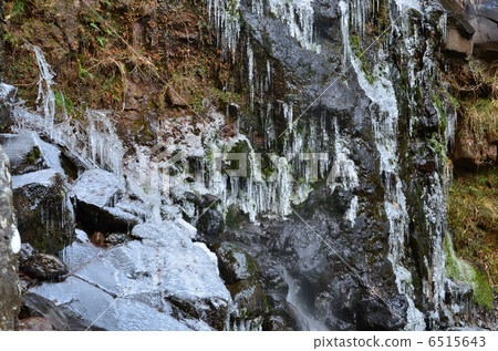 冰凍的瀑布 6515643