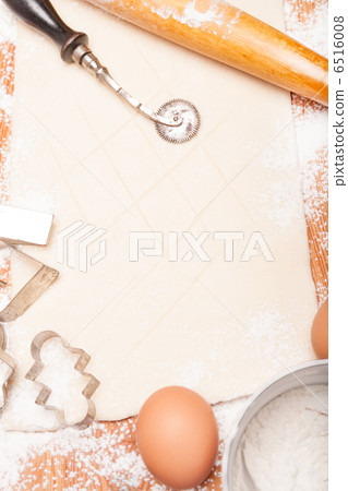 pastry, rolling pin, eggs and figures for cookies 6516008