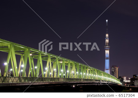 Kine河橋和東京天空樹 6517304