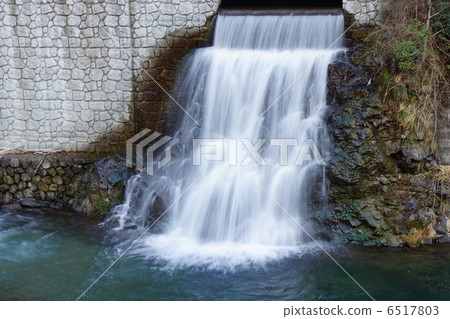 Kochihara River hydroelectric power waterfall in Ikuhara Town, Takaoka-gun, Kochi prefecture 6517803