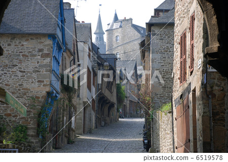 Rue de Gerjual in Dinan, a medieval town in the Brittany region of France. Rue de Gerjual in Dinan, a medieval town in the Brittany region of France. 6519578