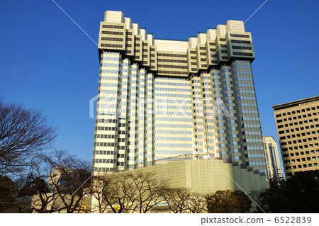 Sayonara Red Puri 2013.2.3 as of now · Beautiful demolition of Grand Prince Hotel Akasaka · Horizontal position from Benkyōbashi 6522839