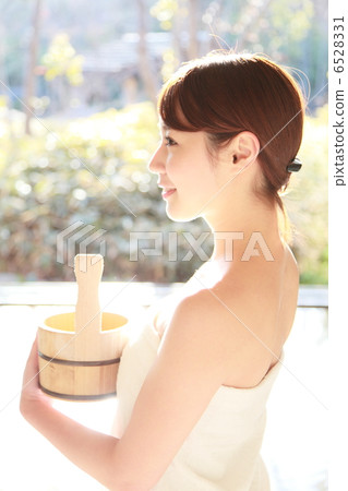 Hot spring image 6528331