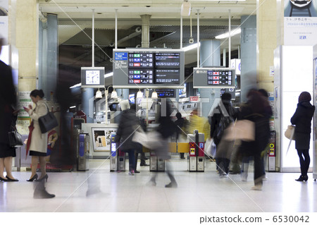 Uehonmachi Station 6530042