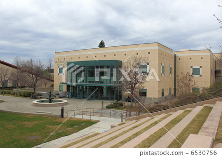 洛杉磯使命學院 6530756