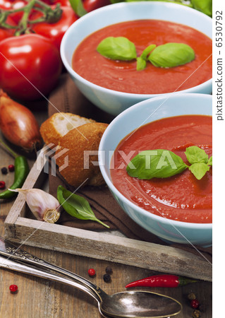 Traditional tomato soup Traditional tomato soup 6530792