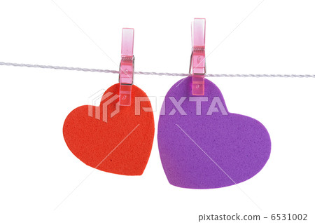 two foam shapes hearts 6531002