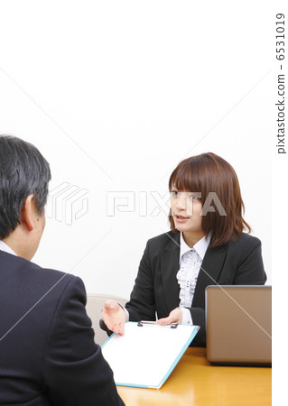 Hospitality service 6531019