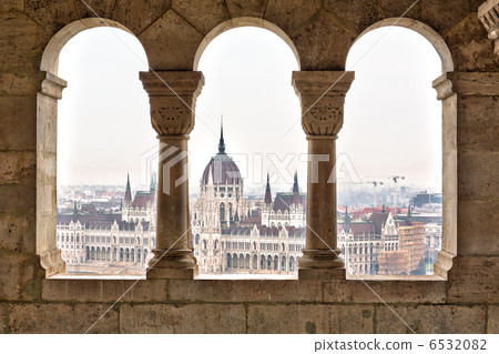 Parliament form Fishermen's Bastion, Budapest Parliament form Fishermen's Bastion, Budapest 6532082