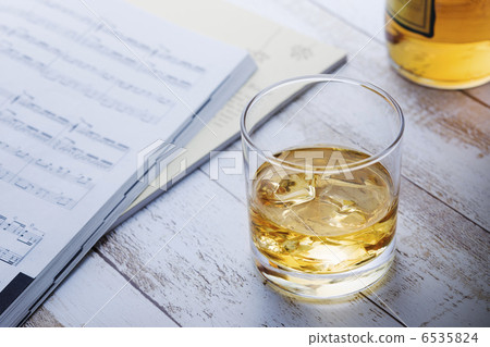 Whiskey Whiskey 6535824