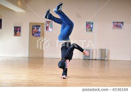 break dance 6536109