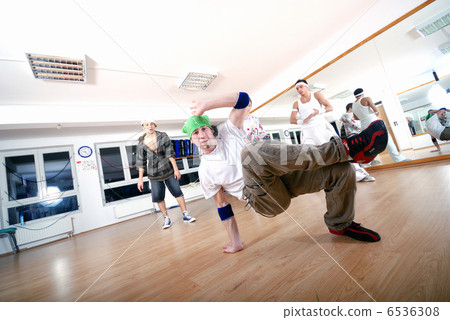 .break dance .break dance 6536308