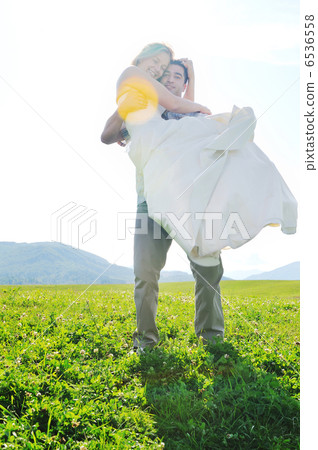 happy bride and groon outdoor happy bride and groon outdoor 6536558