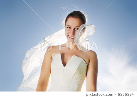 beautiful bride outdoor beautiful bride outdoor 6536584