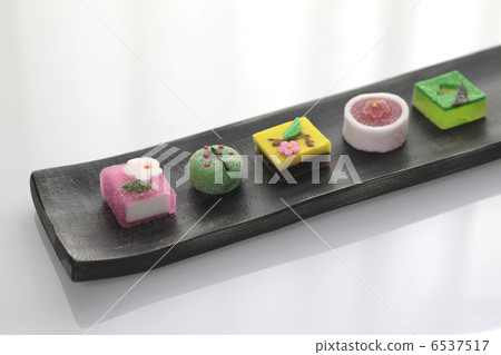 Spring Japanese sweets Spring Japanese sweets 6537517