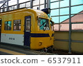 Ichihata Electric Train Somewhat sorrowful "face" of a train 6537911
