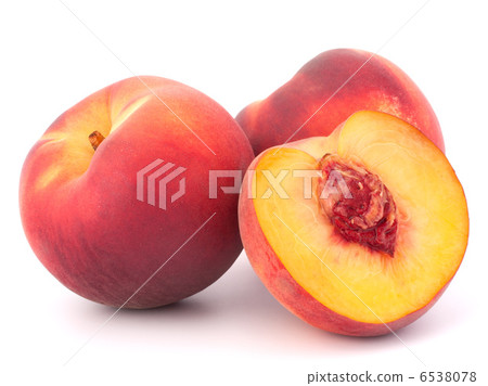 Ripe peach fruit Ripe peach fruit 6538078