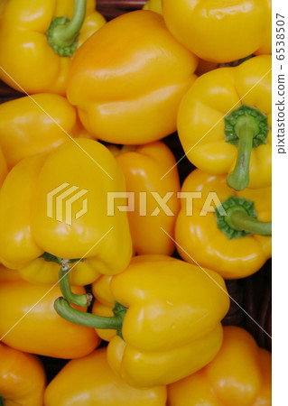 Yellow paprika Yellow paprika 6538507