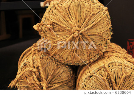 A bales A bales 6538604
