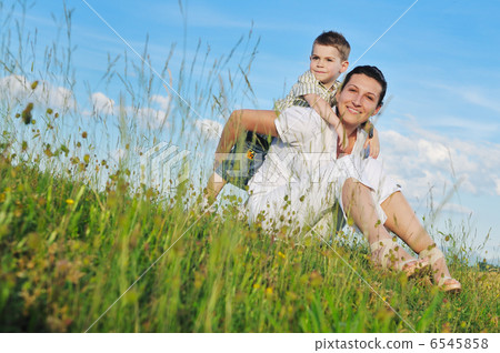 woman child outdoor woman child outdoor 6545858