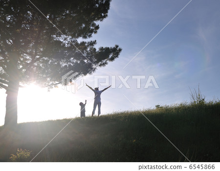 woman child outdoor woman child outdoor 6545866