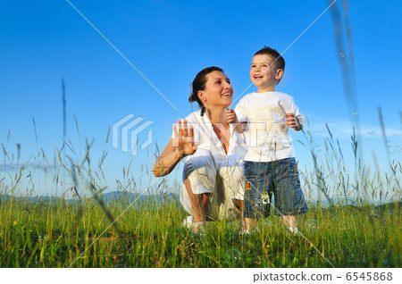 woman child bubble woman child bubble 6545868