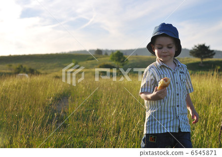 child 6545871