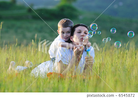 woman child bubble woman child bubble 6545872