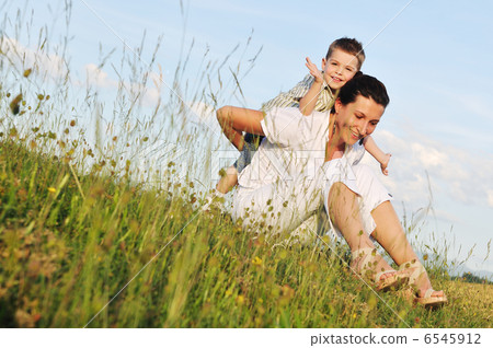 woman child outdoor woman child outdoor 6545912