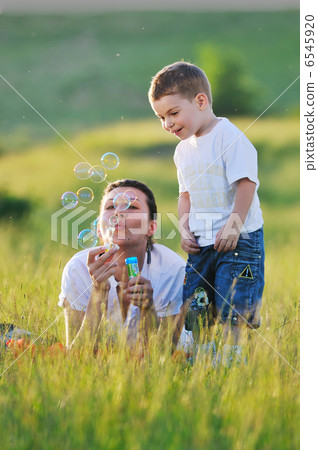 woman child bubble woman child bubble 6545920