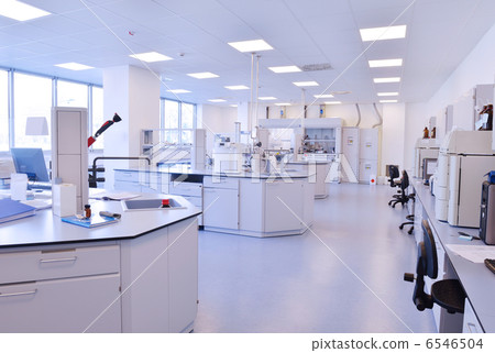 laboratory indoor 6546504