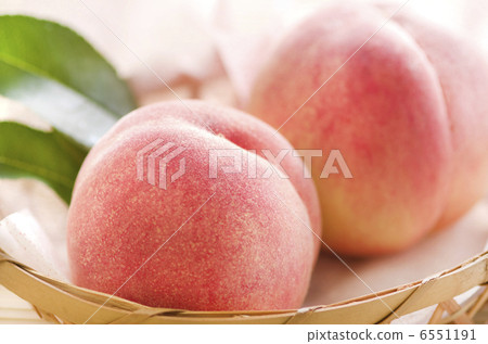 Eat peach Eat peach 6551191