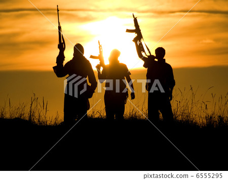 soldiers against a sunset 6555295