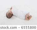 A turning baby 6555800