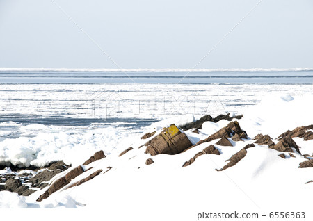 Drifting ice Drifting ice 6556363