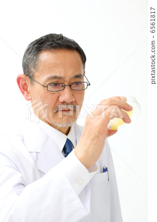 研究員(培養皿) 研究員(培養皿) 6561817