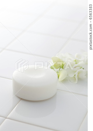 Image of soap, bath Image of soap, bath 6563383