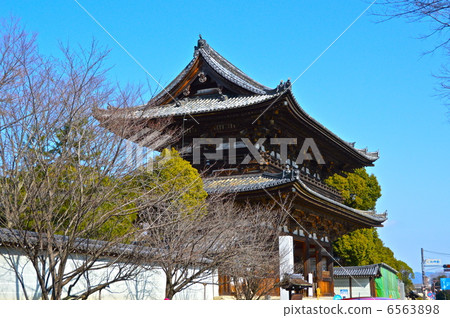 Ninna-ji的“尼康門”（京都市Ukyo-ku Ogle房間/京都府） 6563898