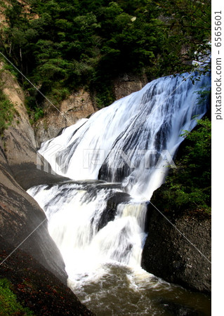 Fukuroda Falls 6565601