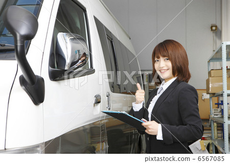 Pre-operation inspection of car rental Pre-operation inspection of car rental 6567085