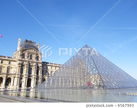 The glass pyramid of the Louvre museum 6567993