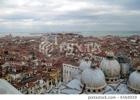 Cupola of St. Mark's Cathedral Cupola of St. Mark's Cathedral 6568939