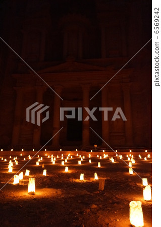 Jordan Petra By Night 6569242