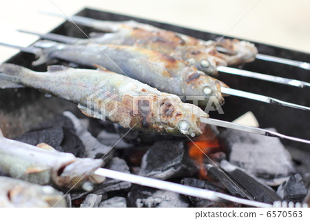 烤虹鱒魚 6570563