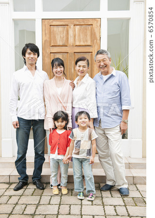 Three generations family portrait 6570854