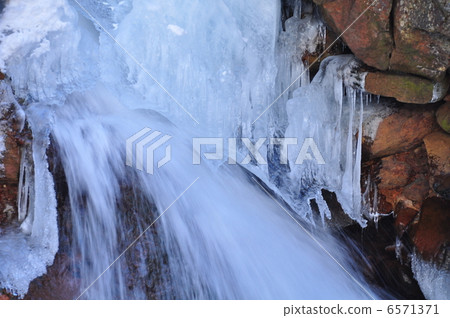 Winter Yokotani Valley 6571371
