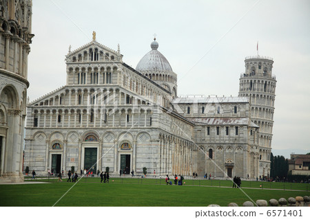 Pisa's Cathedral Pisa's Cathedral 6571401